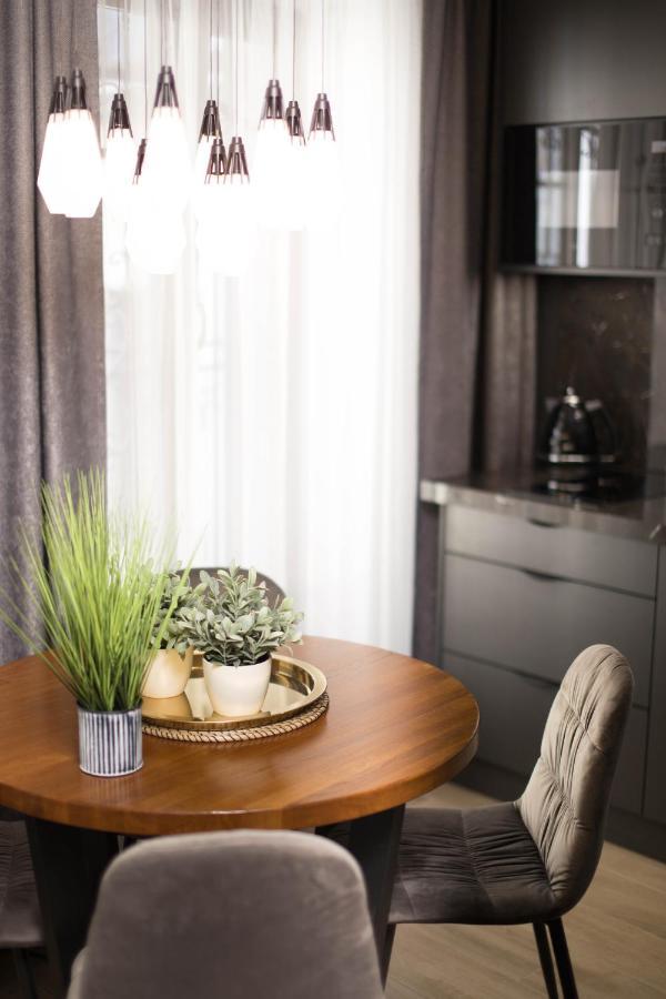 Jacuzzi Apartment Main Square Krakow Bagian luar foto